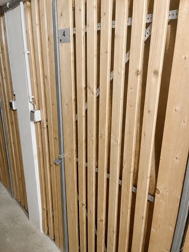 geräumige 3 Zimmer Wohnung mit Balkon und TG – Keller