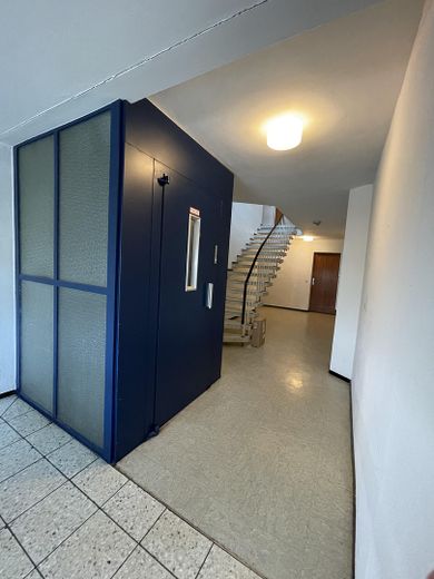 Möbliertes 1 Zimmer Apartment in Stuttgart-Degerloch - Provisionsfrei – Lift