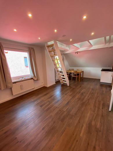 Braunschweig merkezinde şık maisonette daire – Wohnzimmer Esszimmer