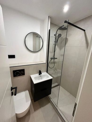 Ein Zimmer, viele Möglichkeiten / Johann-Clanze-Straße 27, München / Zi.1 – Badezimmer