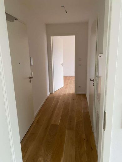 Schöne 2-Zimmer-Gartenwohnung in Bestlage in Höhenkirchen-Siegertsbrunn – Flur 