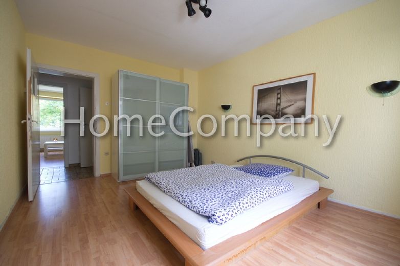 En pleno Rüttenscheid y en una zona tranquila: apartamento amueblado con suelo laminado cerca de la estación de metro Martinstraße – e1039cc3f58c4be2361bce2270cebe45847de61d.jpg