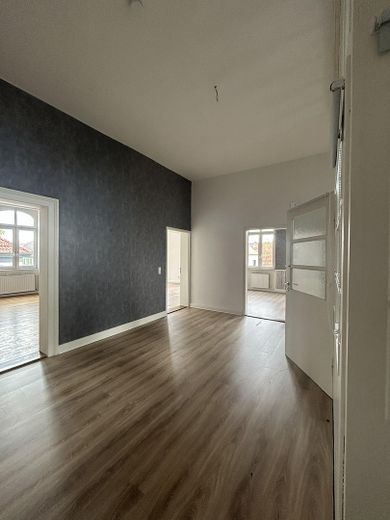 Renovierte Altbauwohnung im denkmalgeschützten Ensemble – Diele