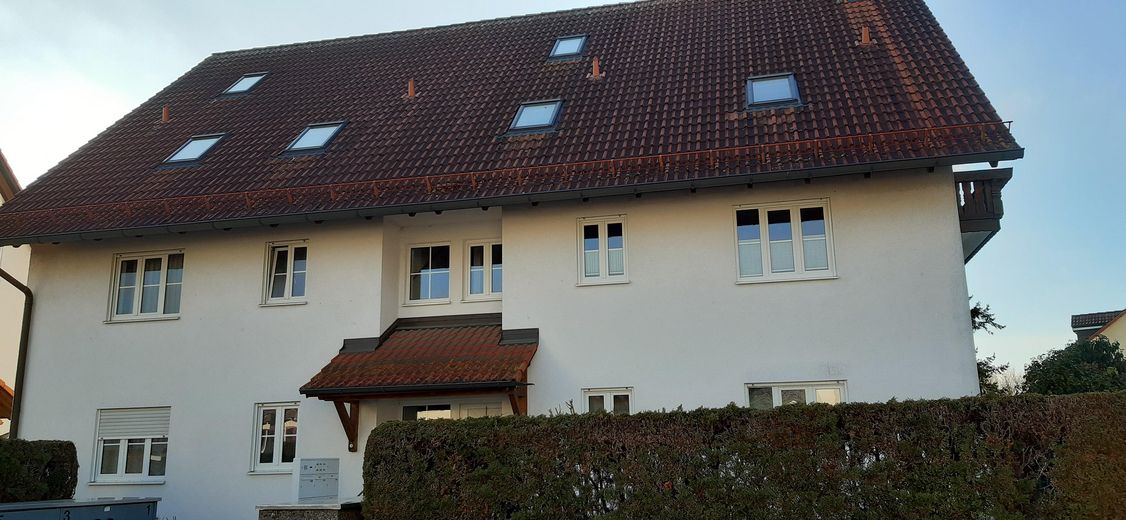 Von privat: Helle 3 Zi. DG-Wohnung bei Olching, Balkon, TG, fußläufig S3 – Foto 4