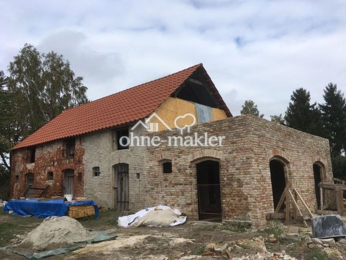 Viel Platz für Ihre Pläne in Haage/ Mühlenberge – Foto 1