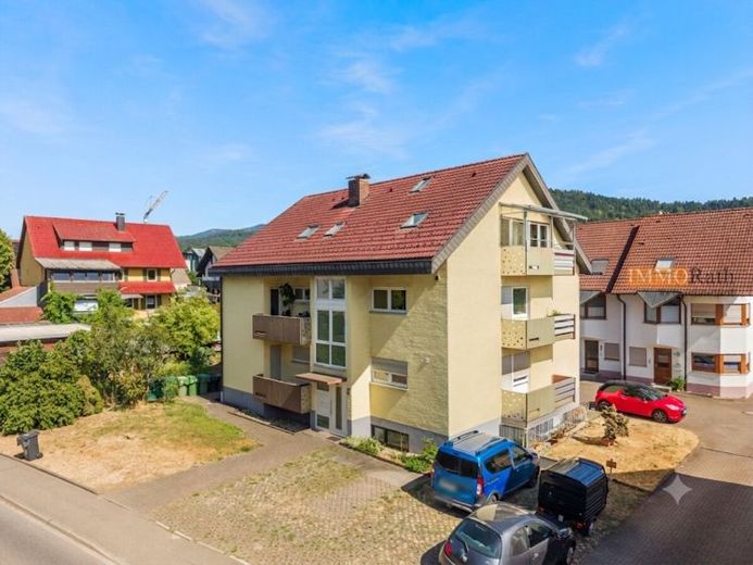 IMMORath.de - Jasne mieszkanie 4-pokojowe z balkonem – Photo 1