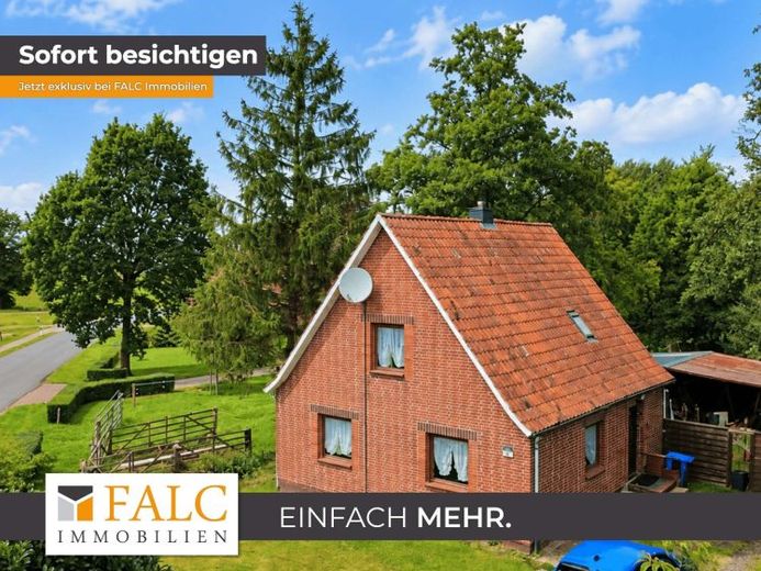 Idyllische Lage - sanierungsbedürftiges Einfamilienhaus mit Traumgrundstück – Foto 1