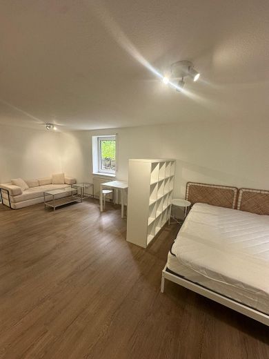 Saniertes Studio Apartment in Bestlage – Foto 3