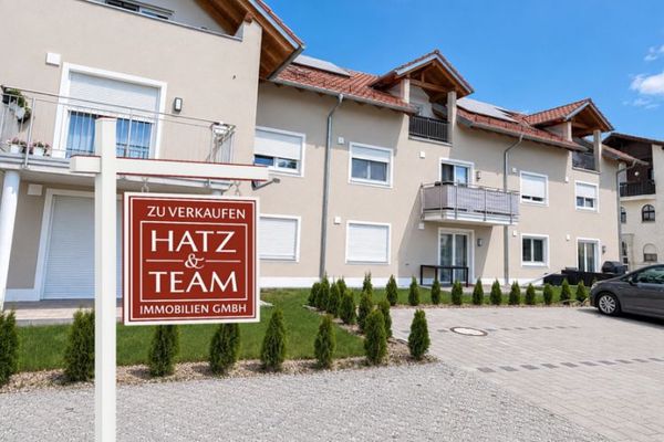Gefördertes Wohnhaus mit 8 Wohnungen und Appartement in beliebter Lage bei Bad Füssing (KfW 55 WBP)