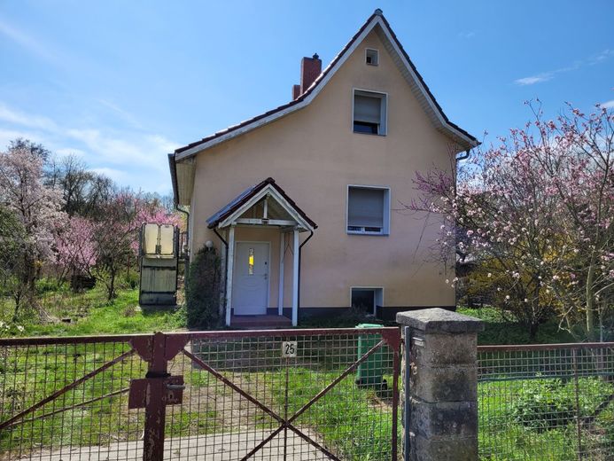 Kriesensicher Haus Ofen Land Wasser – 20250413_122202