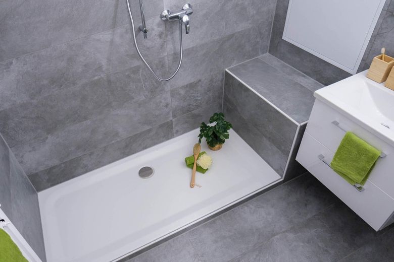 Große Dusche