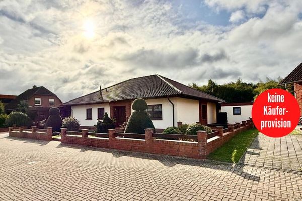 HORN IMMOBILIEN++ Neubrandenburg, bakımlı bungalov, büyük arsa ve birçok ekstrayla 
-kiralanmış-
