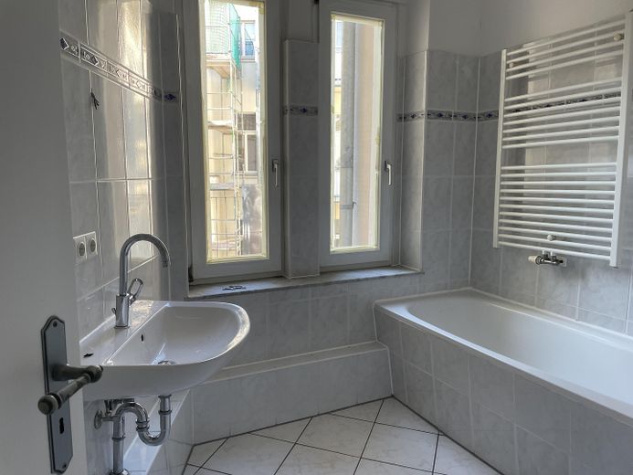 Elegant 5-Room Historic Apartment with 16 m² Sunny Balcony – Available from 01 September 2026 – फोटो 11