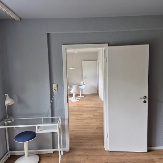 Blick Schlafzimmer zu Wohnz.