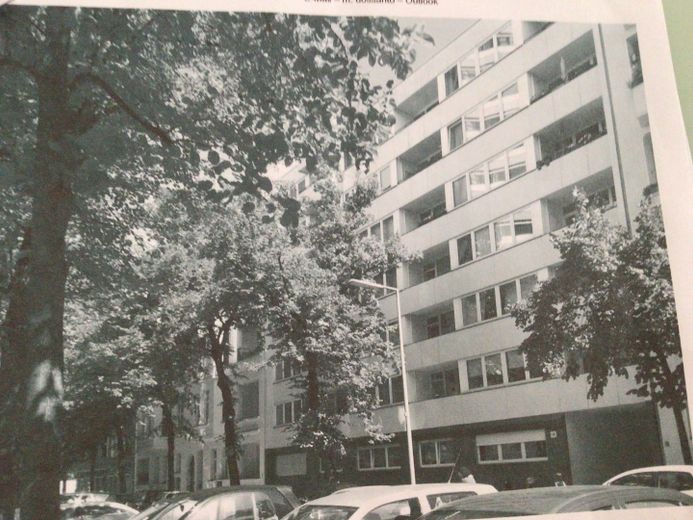 Exklusive, modernisierte und möblierte 2,5-Zimmer DG-Wohnung und Tiefgarage. – Foto 13