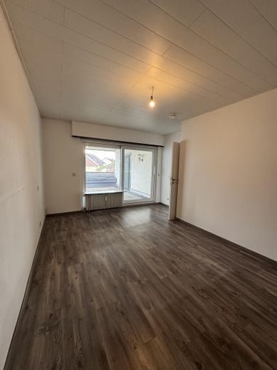 4ZKB - komfort w centralnej lokalizacji z przestronnym tarasem / loggią – Schlafzimmer