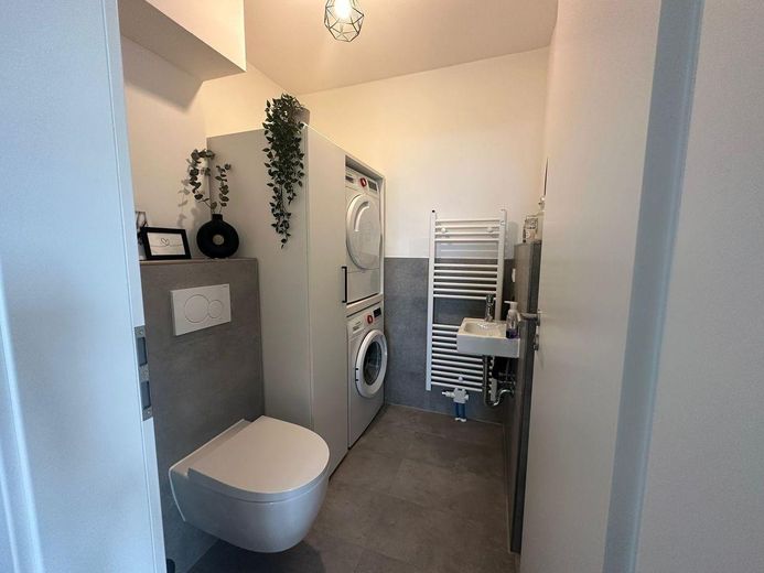 Liebevoll eingerichtete fantastische Wohnung – Foto 9