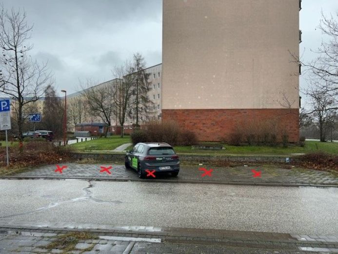 Rental of parking spaces in the Blockmacherring – Photo 1