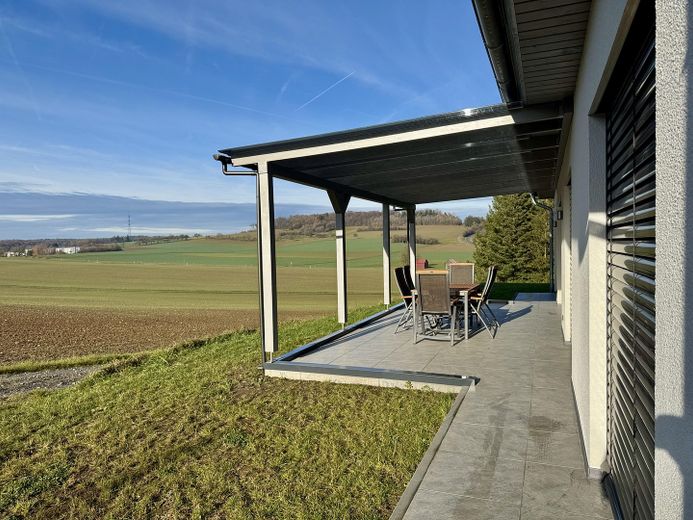 Überdachte Terrasse