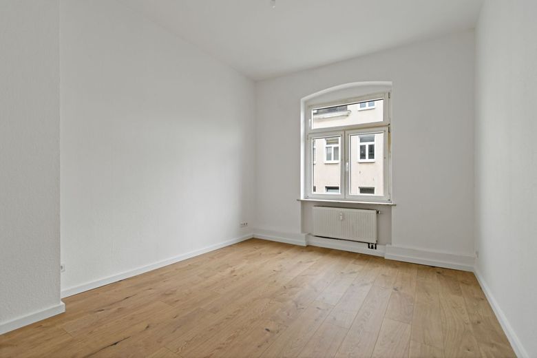 Sanierte 2-Raumwohnung in der Freiimfelder Straße! – Schlafzimmer