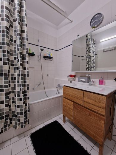 Bad mit WC,Wanne,Dusche (1)