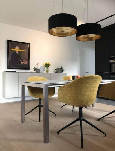 Alternative zum Reiheneckhaus – Terrassenwohnung mit Neubaukomfort – Wohnküche