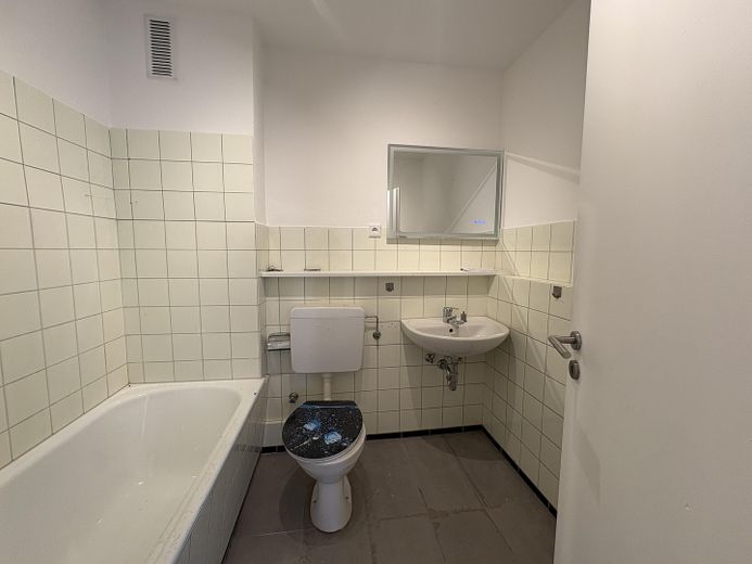 Bamberg'de balkonlu aydınlık 2 odalı daire (WE44) – Badezimmer