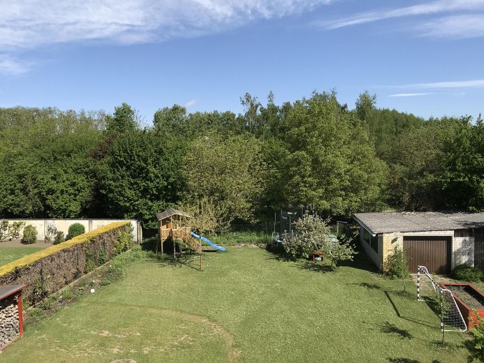 Großzügiger Garten