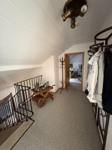 Migliore posizione alla periferia della città, una casa sorprendente, materiali pregiati incorporati – Foto 5