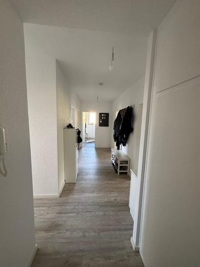 Flur mit Einbauschrank