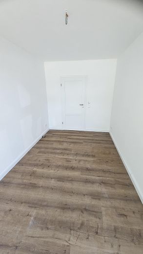 Stilvoll kernsaniert – helle Maisonettewhg m. neuer EBK, Balkon & Terrasse im begehrten Geteviertel – Zimmer 2 - Ansicht 2