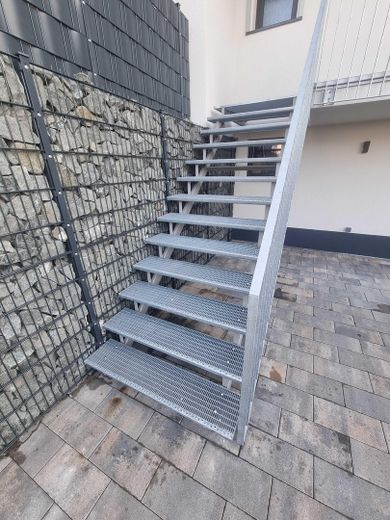 Gitterroststufen für Haustiere