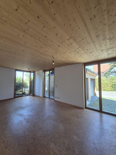 Ökologisches Holzhaus im Hegau: Ein einzigartiger Rückzugsort für Ihre Familie! – Grosses Zimmer im EG