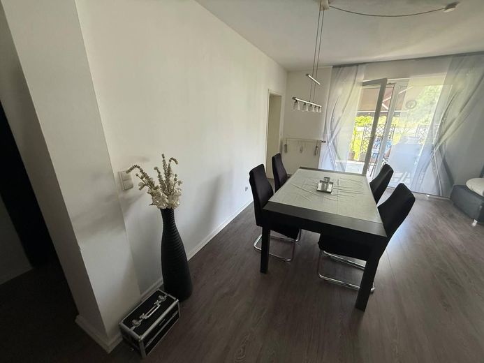 Helle 3-Zimmer Wohnung mit großer Terrasse – Foto 6