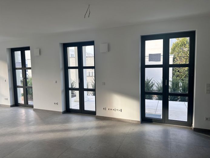 2-Zimmer, Jugendstilhaus, Erdgeschoss, große überdachte Terrasse – Foto 6