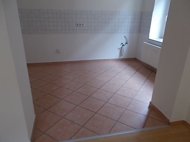 *** Großzügige 3-Zimmer mit Laminat, Wannenbad und Balkon! Carport oder Stellplatz mgl. – DSCN0025
