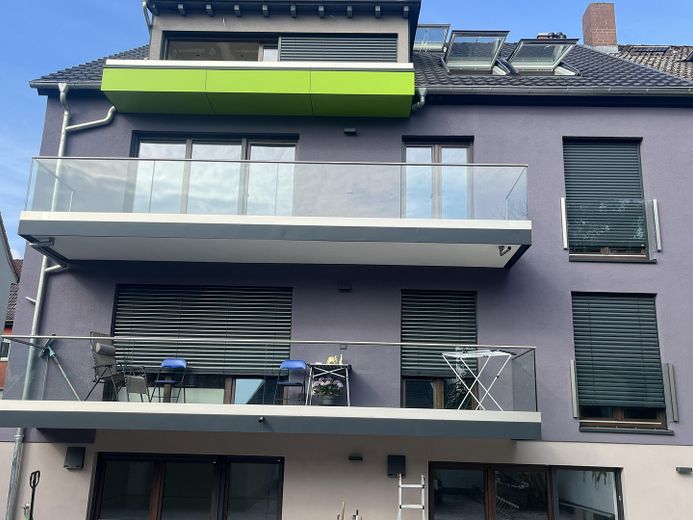 Erstbezug nach Sanierung: Großzügige Etagenwohnung – Rückansicht