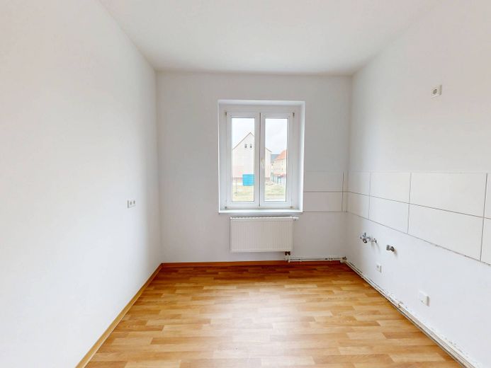 **LIVE RENT-FREE FOR 3 MONTHS** A place to feel at home: Bright 3-room apartment with a bathroom featuring natural light – Küche