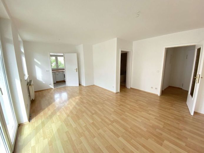Eigentum dort, wo andere gerne wohnen! +2 Wohnungen, provisonsfrei inklusive Tiefgaragenstellplatz+ – Foto 1