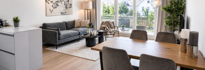 STILVOLLE 3,5-ZIMMER-NEUBAUWOHNUNG MIT GROSSEM SÜDBALKON UND PANORAMABLICK