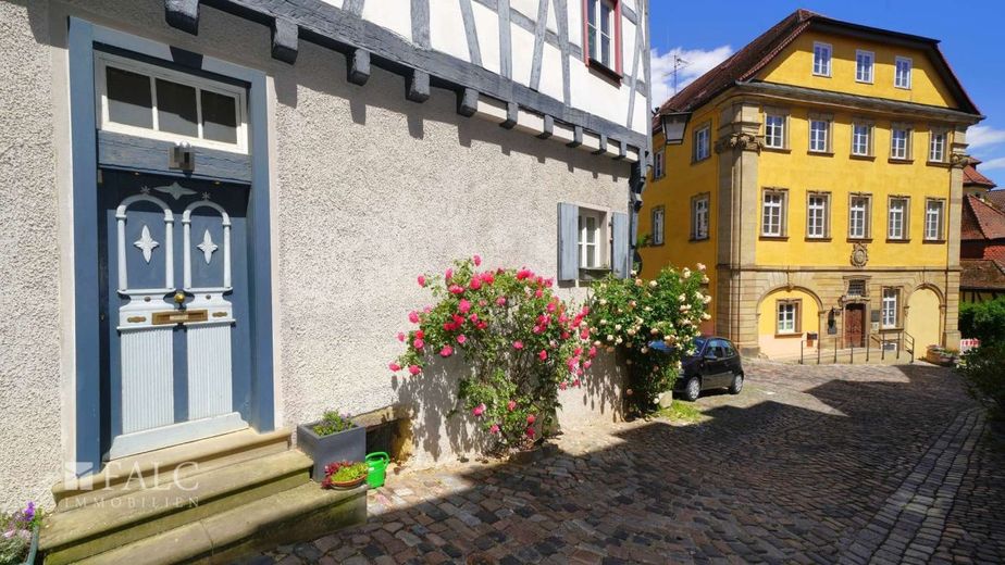 Charmantes Einfamilienhaus in zentraler Lage von Bad Wimpfen - FALC Immobilien Heilbronn – Hereinspaziert!