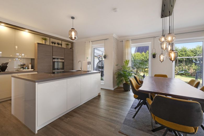 Modernes Einfamilienhaus mit Wintergarten & Terrasse in Haren (Ems) – Küche