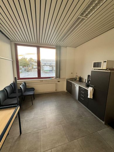 Büroetage OG mit Wohnung darüber 1,OG von Privat zu vermieten – Foto 3