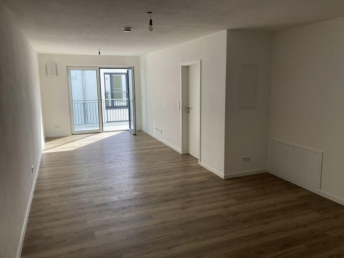 Provisionsfrei - Barrierefreie 2-Zi.-Wohnung in der Waldeckstraße, 86529 Schrobenhausen – Wohnen/Essen