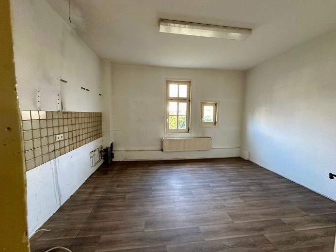 Historyczny dom szachulcowy w Eisenach: 218 m², duży ogród, od zaraz wolny i z bardzo korzystnym dofinansowaniem! – Zdjęcie 14