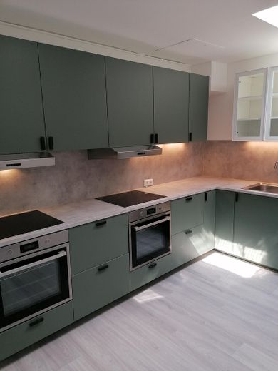Not suitable for family! Single rooms near TH Cologne campus, Bayer-Chempark – Einbauküche 2 Induktionsherde 