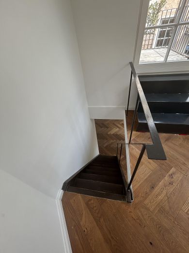 Little city house in the heart of Munich – "Bibliothek"