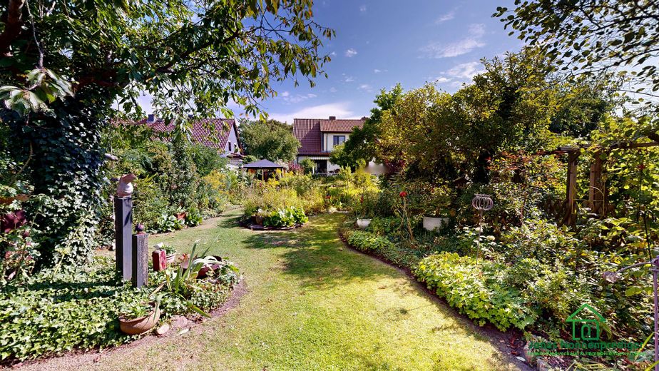 Doppelhaushälfte mit Garten - für den Käufer provisionsfrei – Foto 13