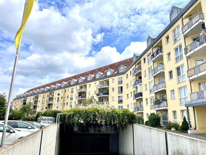 Appartement 1,5 pièce lumineux, moderne et meublé, situé au centre de Fürth – Photo 1