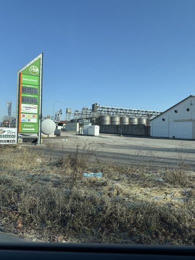 Bien immobilier commercial polyvalent avec vaste terrain d’exploitation à Mühlhausen (Thuringe) – Tankpunkt